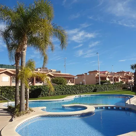 Holiday home Luminosa Casa Con Terraza Y Piscina R18 By Novadesta *